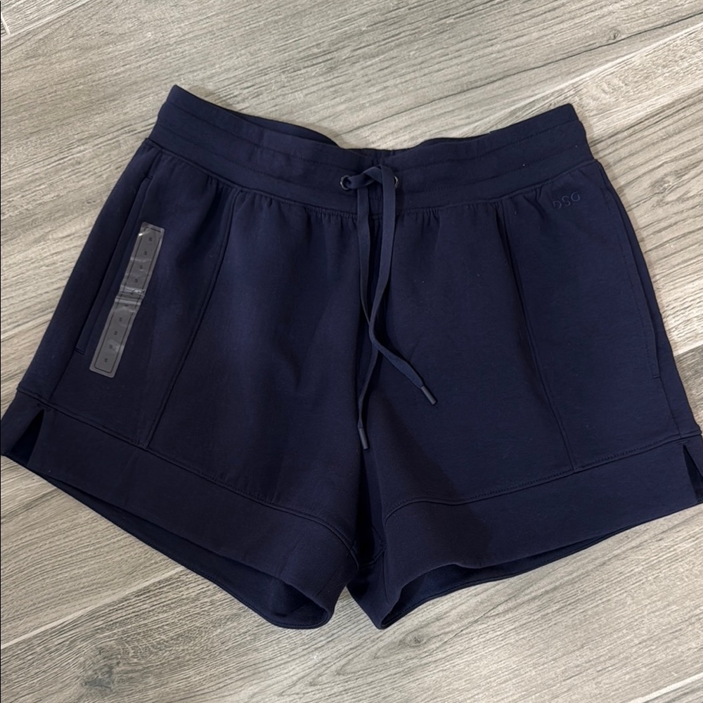 NWT DSG Fleece Short